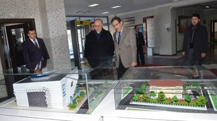 Vali Azizoğlu: &ldquo;erzurum&rsquo;un En &Ouml;nemli Sorunu İkili Eğitim&rdquo;