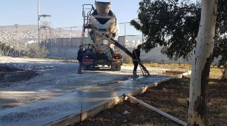 'bir Parke De Sen Koy' Sloganıyla Voleybol Salonu