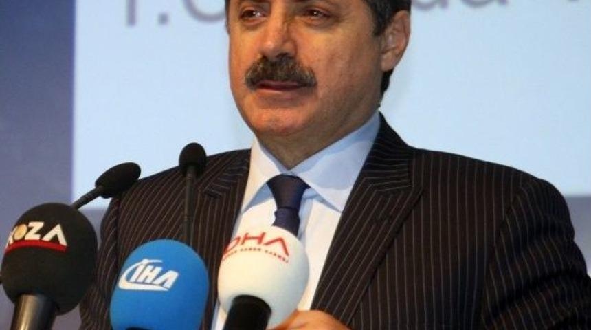 Bakan &Ccedil;elik: "b&uuml;y&uuml;kel&ccedil;i Cinayeti Halep&rsquo;i Daha B&uuml;y&uuml;k A&ccedil;mazlara Soktu"