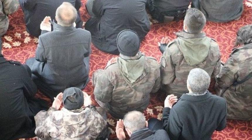 Şehit G&ouml;khan &Uuml;naldı İ&ccedil;in Mevlit Okutuldu