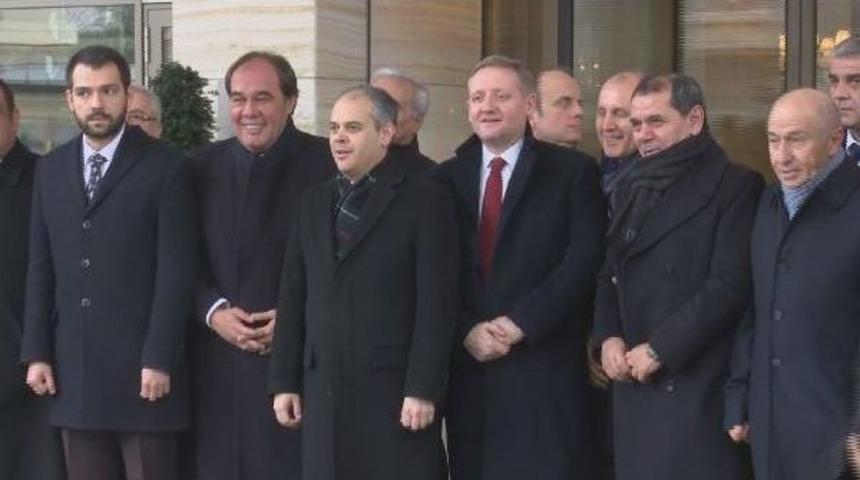 &Ouml;zt&uuml;rk'ten Dursun &Ouml;zbek'e Şehitler I&ccedil;in Tepki