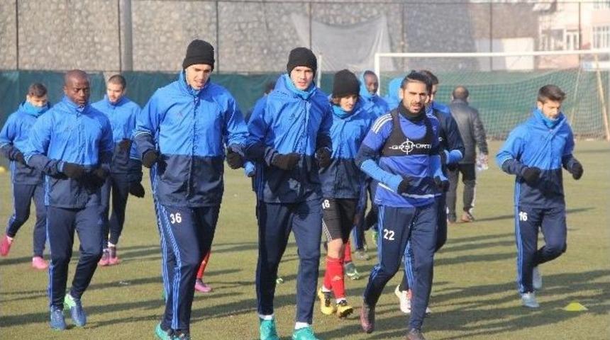 Karab&uuml;kspor&rsquo;da Kayserispor Hazırlıkları S&uuml;r&uuml;yor