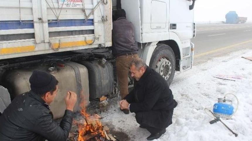 Muş&rsquo;ta Seyir Halindeki Ara&ccedil;lar Donuyor