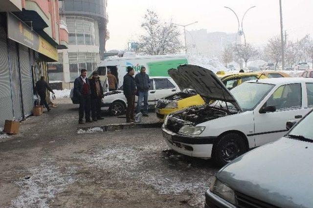 Muş&rsquo;ta Seyir Halindeki Ara&ccedil;lar Donuyor 2