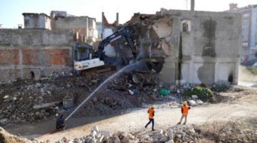 Tabakhane Kentsel D&ouml;n&uuml;ş&uuml;m Projesinde Yıkılan Bina Sayısı 533&rsquo;e Y&uuml;kseldi