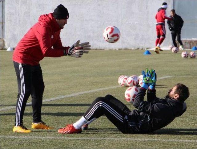 Sivasspor, Adana Demirspor Maçı Hazırlıklarını Sürdürdü