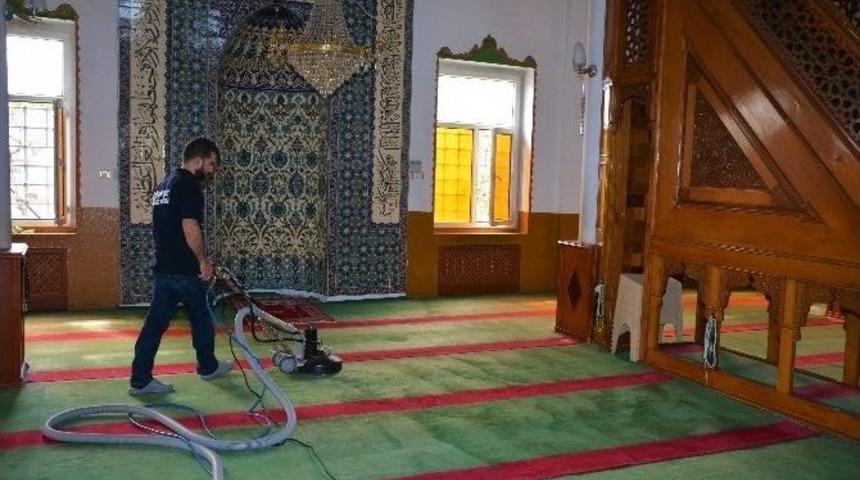 K&ouml;rfez&rsquo;de 1 Yılda 42 Bin Ton &Ccedil;&ouml;p Toplandı