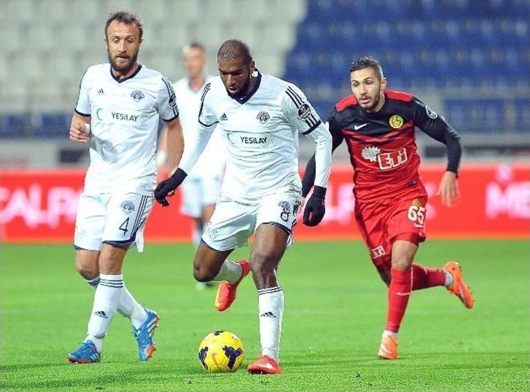 Babel Cumartesi G&uuml;n&uuml; İstanbul&rsquo;da