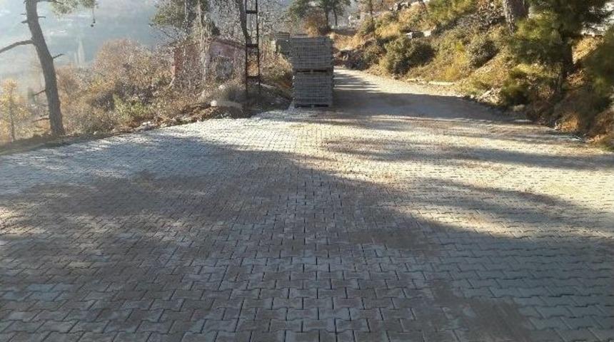 Yunusdere&rsquo;nin Yolları Modernleşiyor