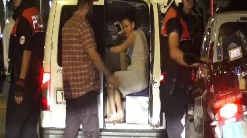 Bursa'da Fuhuş Operasyonu: 17 G&ouml;zaltı