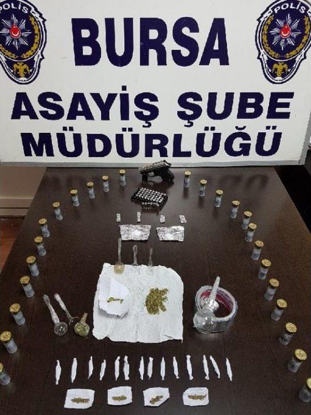 Bursa'da Fuhuş Operasyonu: 17 Gözaltı