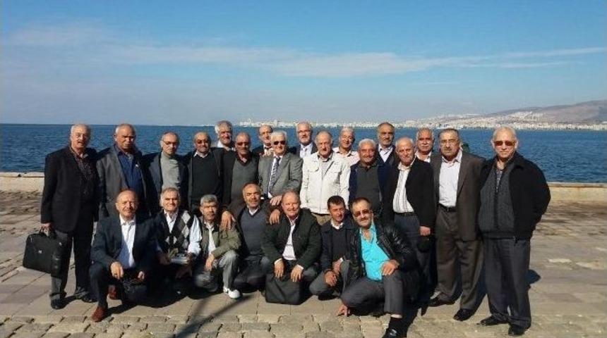 Asker Arkadaşları 42 Yıl Sonra İzmir&rsquo;de Buluştu