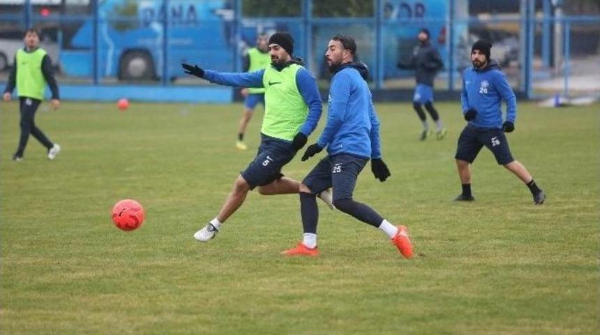 Adana Demirspor, Sivasspor Hazırlıklarını S&uuml;rd&uuml;r&uuml;yor