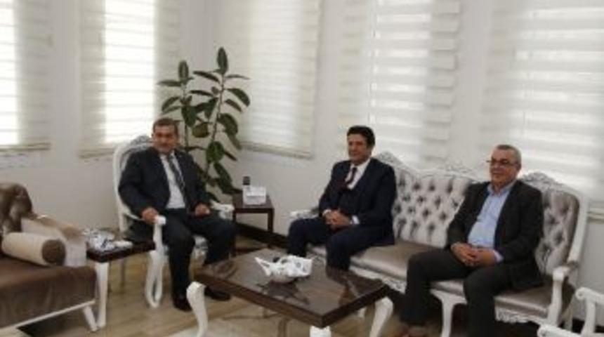 Başkan Gen&ccedil;&rsquo;ten Emniyet M&uuml;d&uuml;r&uuml; Uzunkaya&rsquo;ya Ziyaret