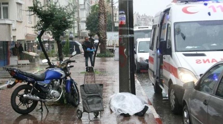 &Ouml;l&uuml;m &rsquo;pazar&rsquo; Yolunda Yakaladı