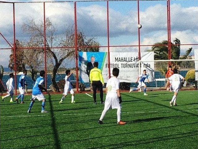 Ayvalık Mahalle Ligi Futbol Turnuvası Başladı