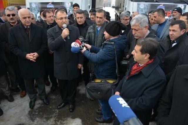 Malatya’Dan Halep’E 25 Tır'lık Yardım Konvoyu