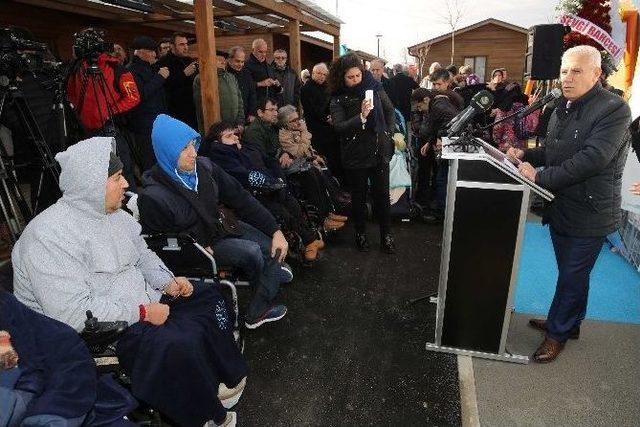 Nilüfer’de Bizim Bahçe Engelsiz Sosyal Yaşam Merkezi Hizmete Açıldı