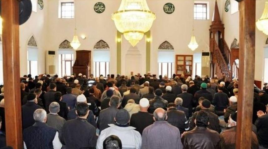 Finike&rsquo;de Şehitler İ&ccedil;in Mevlit Okutuldu