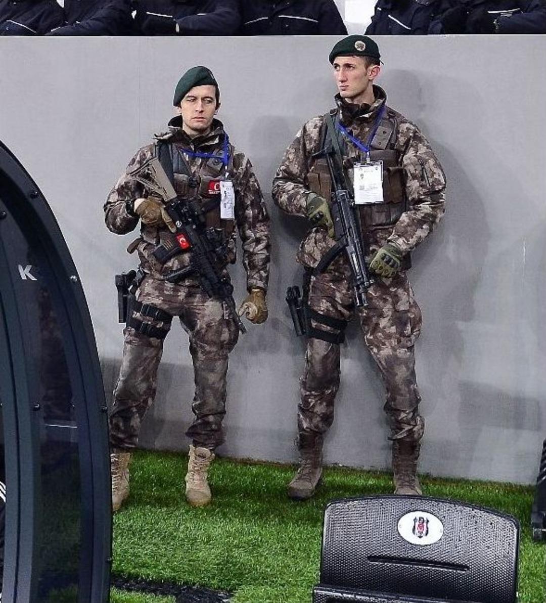 Futbol Ailesi Şehitler İ&ccedil;in Bir Araya Geldi