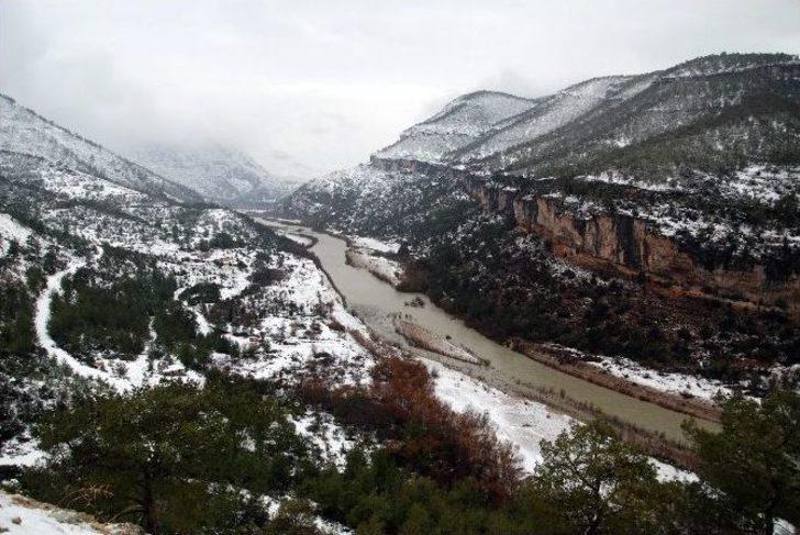 Mersin’de Eğitime Kar Engeli G2