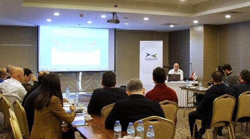 Sosyal Medya Ter&ouml;r&uuml;ne Dikkat &Ccedil;ekildi