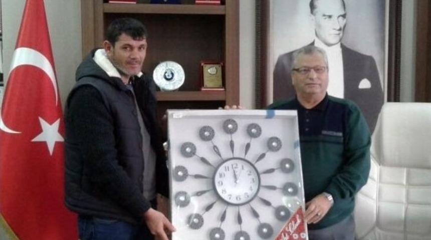 Didim 75 Gençlik’ten Yenilenen Didim Ekk’ya Nazeket Ziyareti