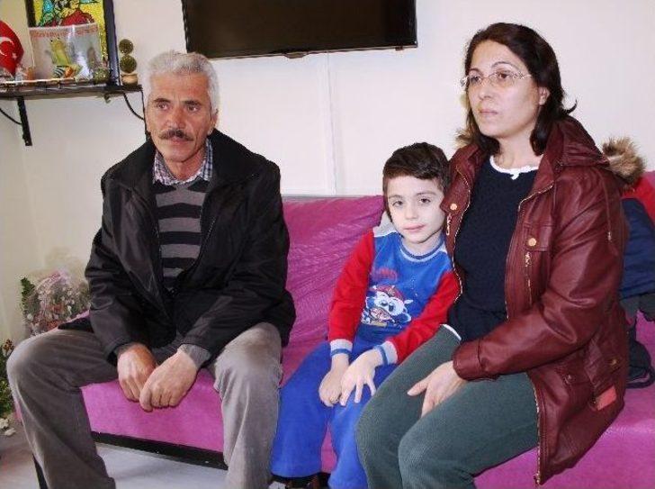 Küçük Muhammet Tedavi Edilmezse Yatağa Bağlı Yaşayacak G2