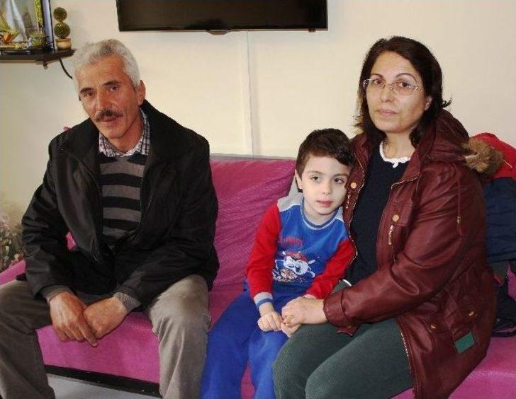 Küçük Muhammet Tedavi Edilmezse Yatağa Bağlı Yaşayacak G5