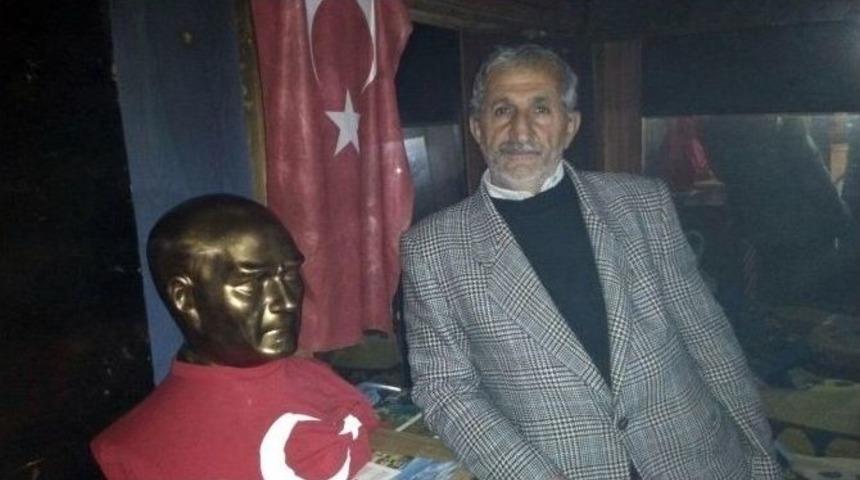 (özel Haber) Kurban Satıcısının Atatürk Büstlü Çözümü Yıkımı Engelleyemedi