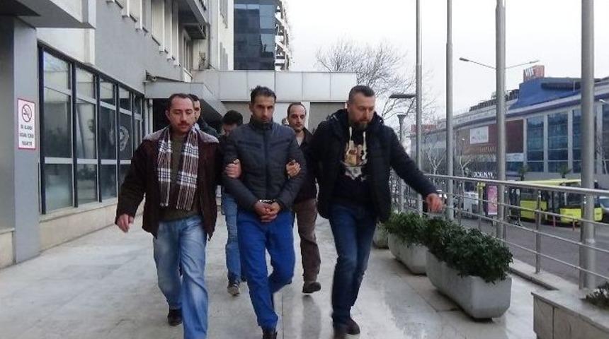 Fet&ouml; Bahanesiyle 73 Yaşındaki Kadını 90 Bin Tl Dolandırdılar