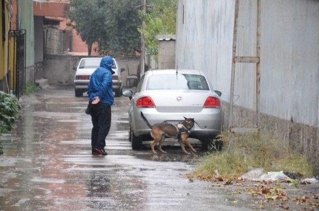 Adana’da ’ikiz Plaka’ Alarmı