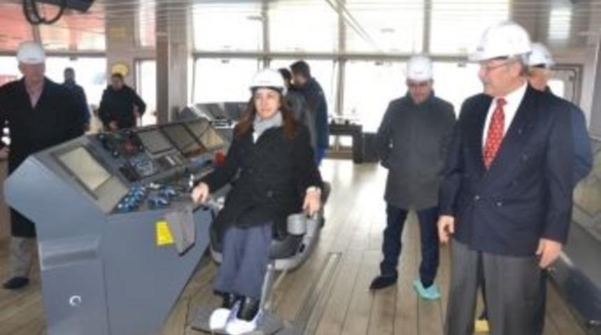 Vali Yılmaz&rsquo;dan Tersanelere Ziyaret