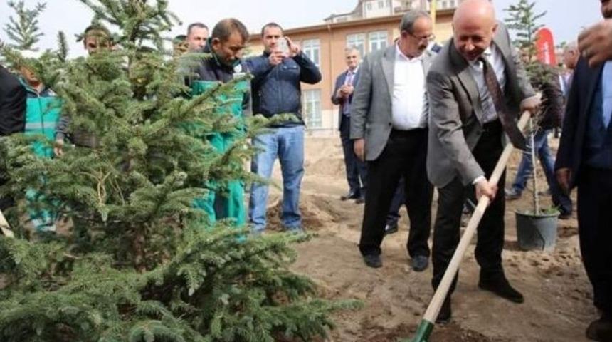 Kocasinan&rsquo;da Park Seferberliği Devam Ediyor