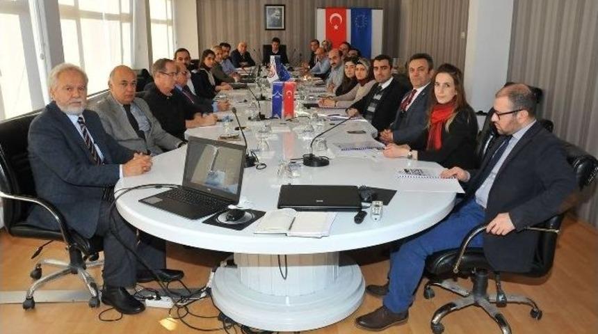 Dev Projenin Yol Haritası Belirleniyor