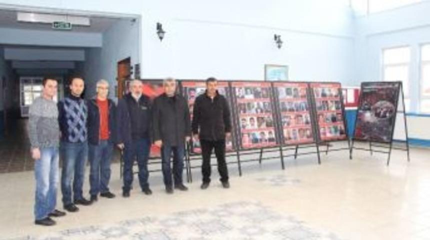 Hisarcık Meslek Y&uuml;ksekokulu&rsquo;nda &rsquo;15 Temmuz&rsquo; Konulu Fotoğraf Sergisi