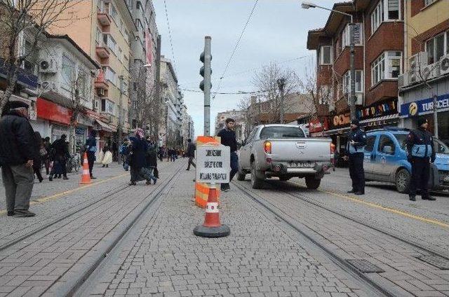 Eskişehir’de Trafiğe Kapatılan Alanlarda Denetim