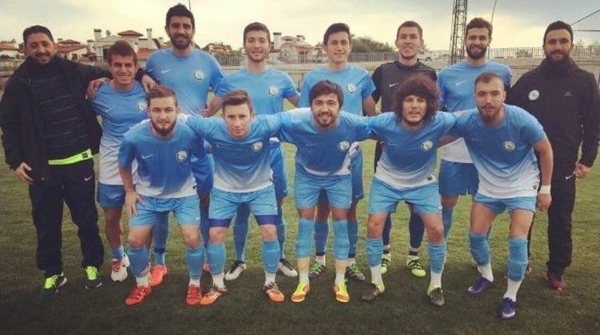 Düzce Üniversitesi Namağlup Şampiyon