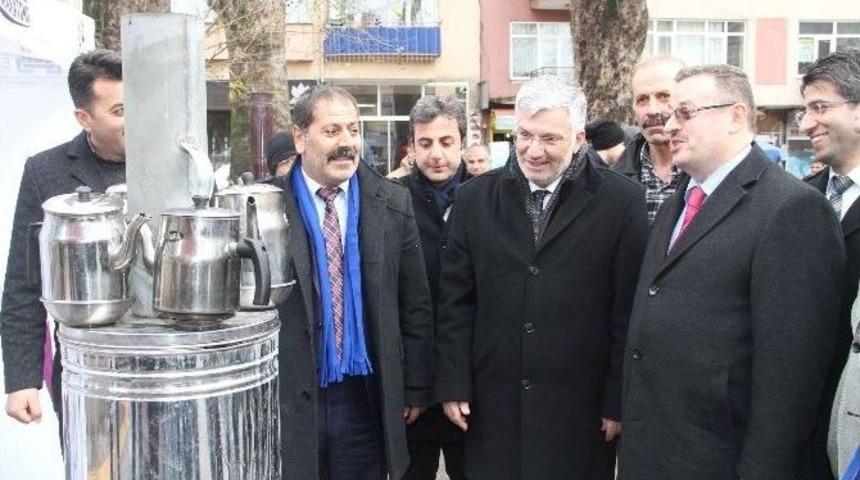 Başkan Vekili &Ouml;zak, Erzurum Turizm Tır&rsquo;ını Ziyaret Etti