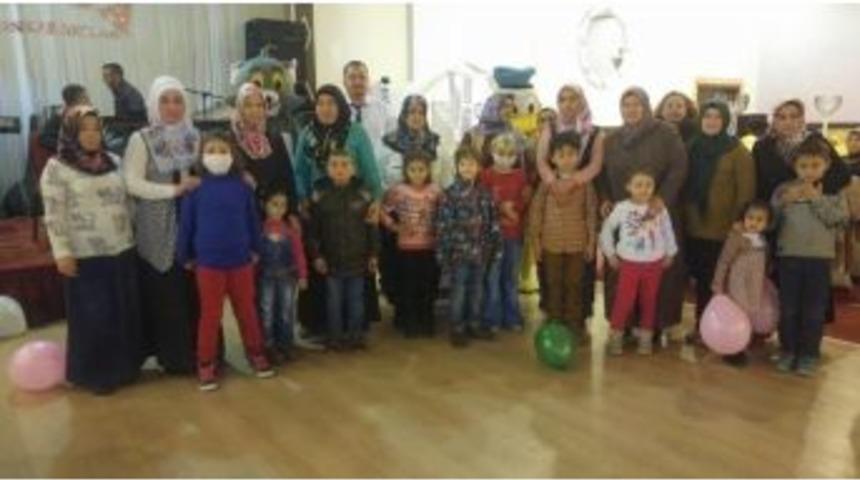 L&ouml;sev&rsquo;den &Ccedil;ocuklara Yılbaşı Eğlencesi