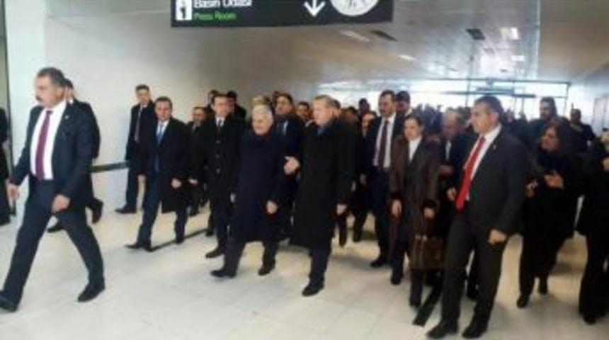 Cumhurbaşkanı Erdoğan Ve Başbakan Yıldırım, İzmir'de