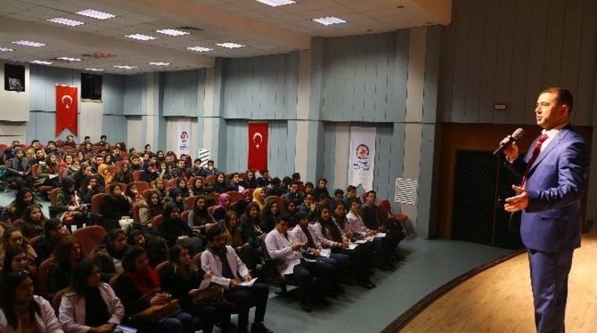 B&uuml;y&uuml;kşehir&rsquo;den Sınav Motivasyonu Semineri
