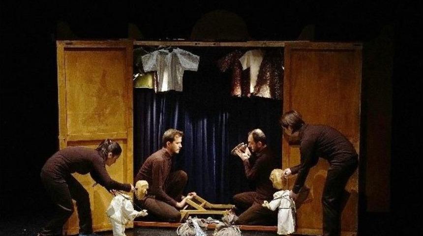 Aşt &lsquo;kukla Tiyatrosu&rsquo; Perdelerini A&ccedil;ıyor