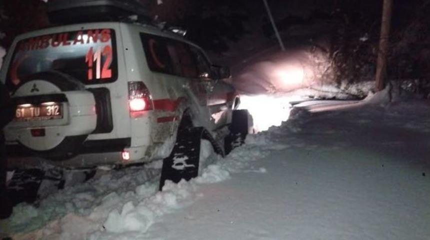 Kar Paletli Ambulans Hayat Kurtarıyor