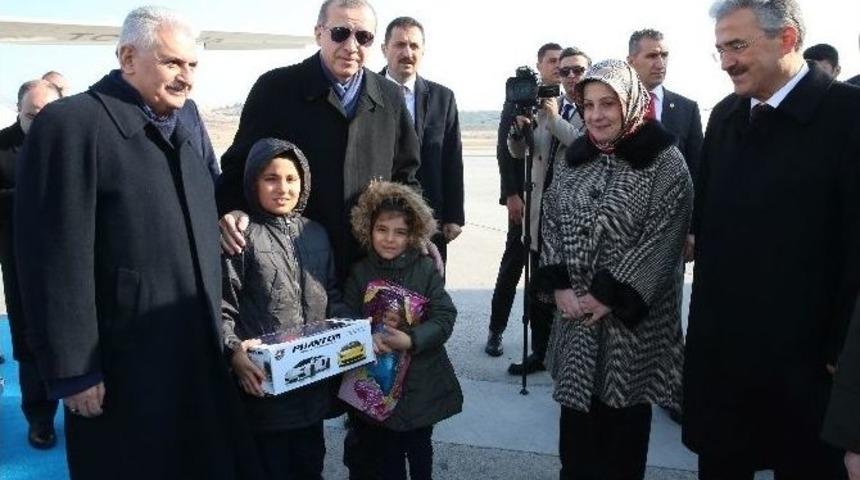 Cumhurbaşkanı Erdoğan Ve Başbakan Yıldırım İzmir&rsquo;de