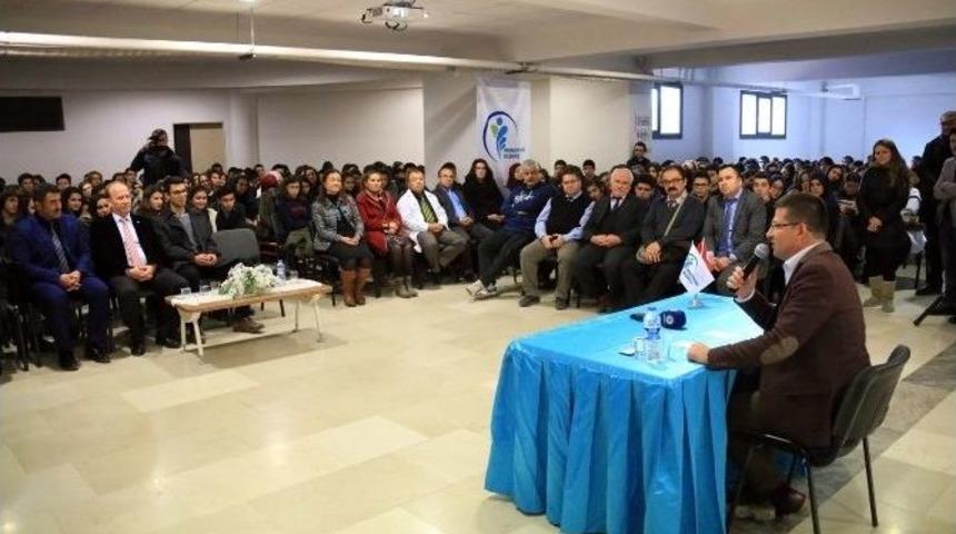 Başkan Subaşıoğlu Gen&ccedil;lere Tecr&uuml;belerini Aktardı