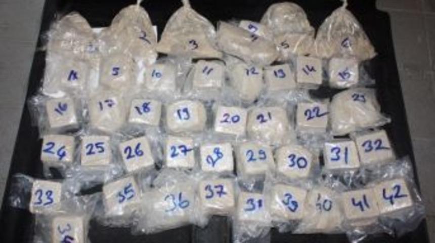 Otomobilin Tamponundan 7 Kilo Eroin &Ccedil;ıktı