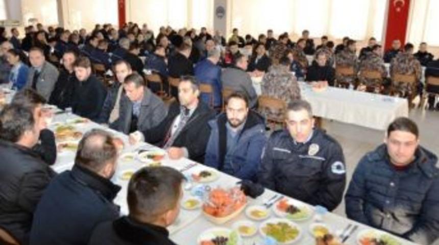 Kyk &Ouml;ğrencileri Polis Teşkilatı İle Bir Araya Geldi