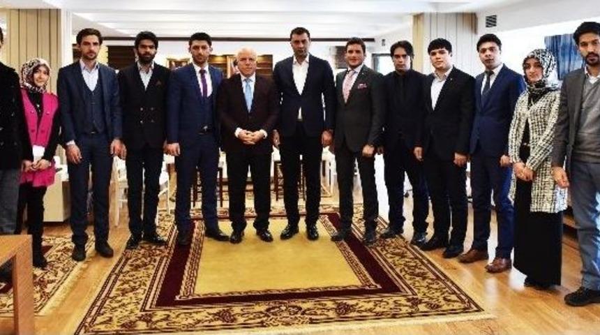 Ak Parti Erzurum Gen&ccedil;lik Kolları&rsquo;ndan Başkan Sekmen&rsquo;e Ziyaret