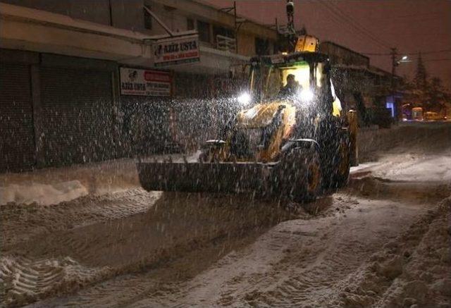 Selçuklu’da 24 Saat Kar Mesaisi